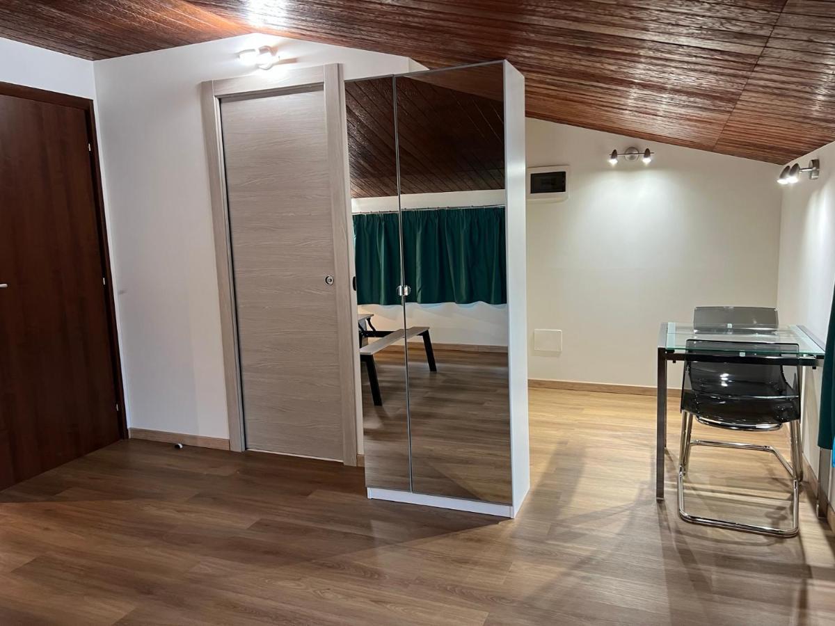 B&B Southitaly Busto Arsizio Eksteriør bilde
