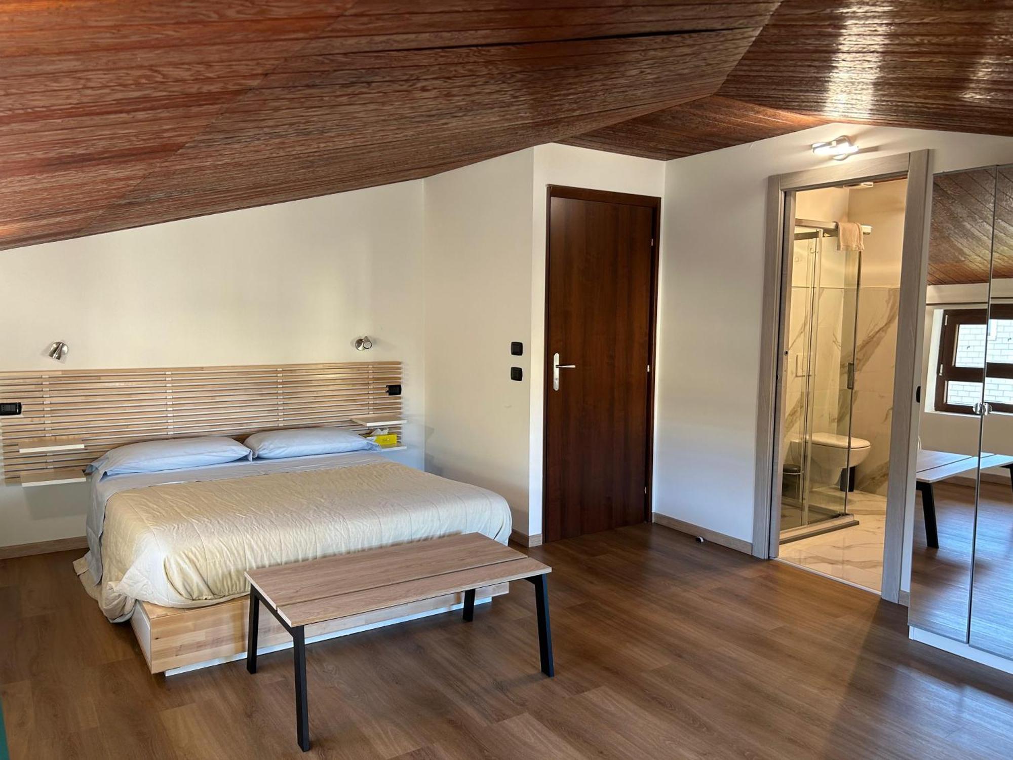 B&B Southitaly Busto Arsizio Eksteriør bilde