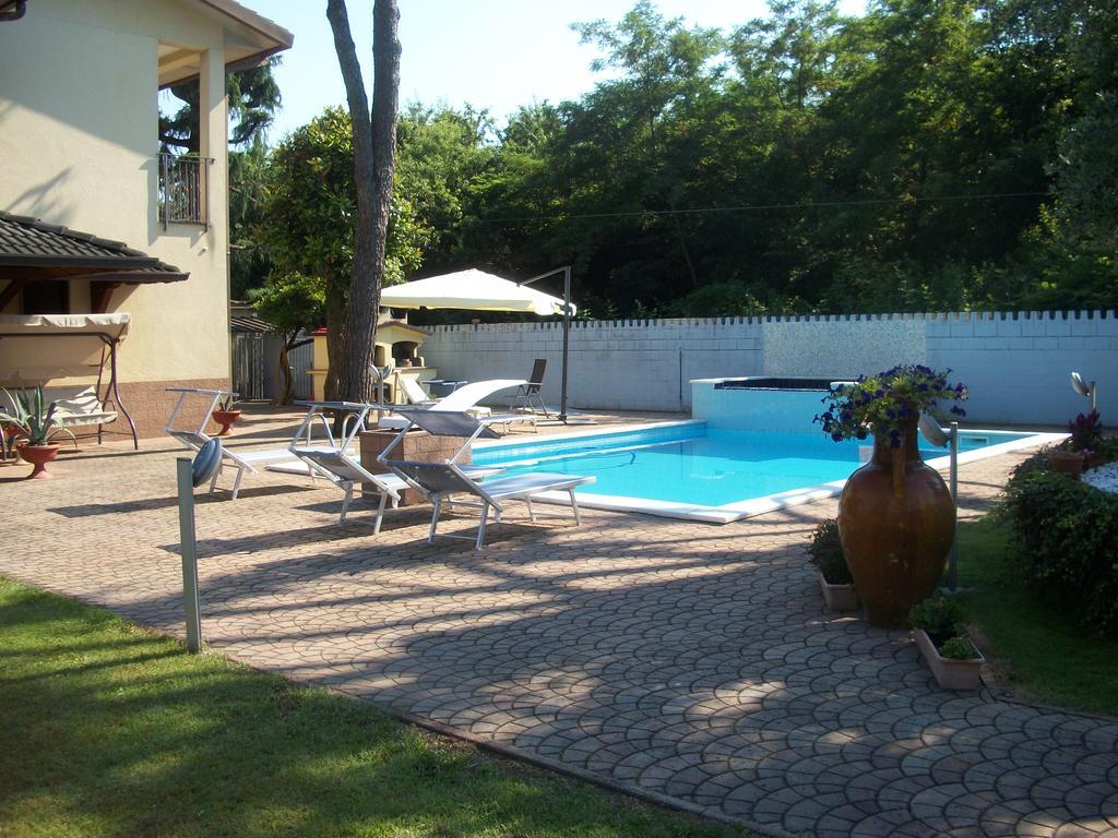 B&B Southitaly Busto Arsizio Eksteriør bilde